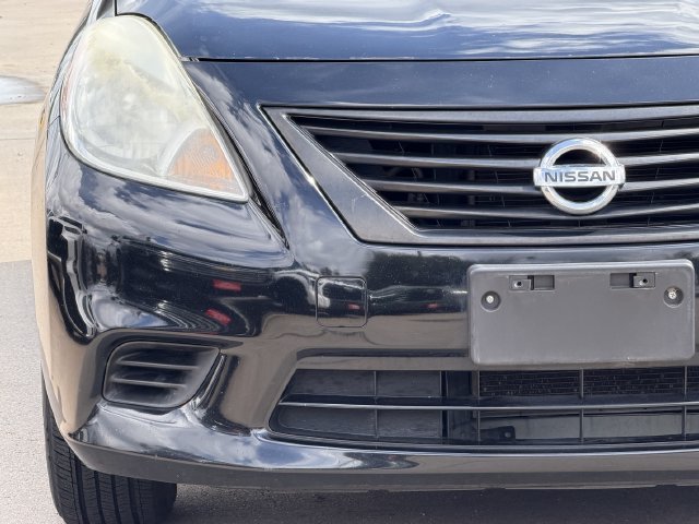 Used 2014 Nissan Versa S Plus FWD image 4
