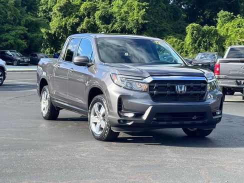Used 2025 Honda Ridgeline RTL image 1