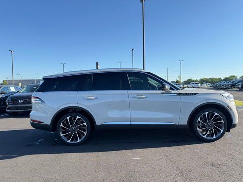 Used 2020 Lincoln Aviator Reserve w/ Equipment Group 202A AWD/4WD image 4