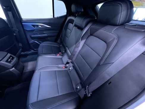 Used 2026 Chevrolet Equinox EV LT image 36