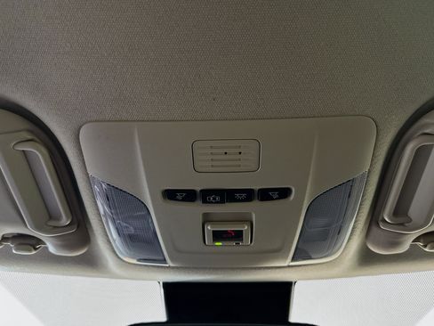 Used 2022 Toyota Corolla LE image 18