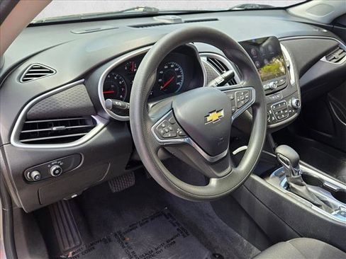 Used 2023 Chevrolet Malibu LT FWD image 10