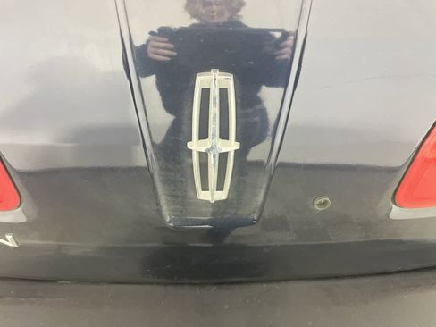 Used 2009 Lincoln MKZ image 11