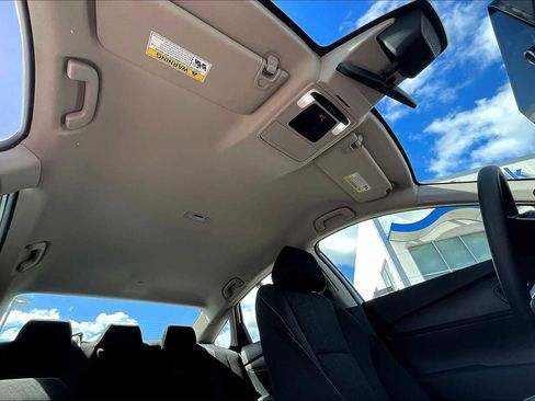 Used 2025 Honda Accord LX image 12