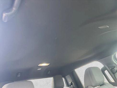 Used 2024 Toyota Tacoma TRD Off-Road AWD/4WD image 25