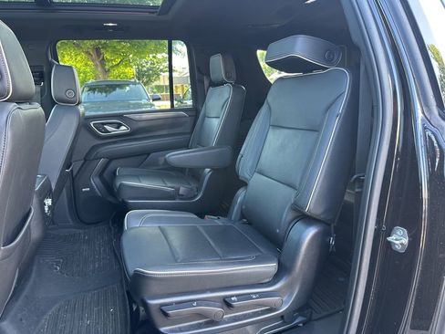 Used 2022 GMC Yukon XL SLT image 21