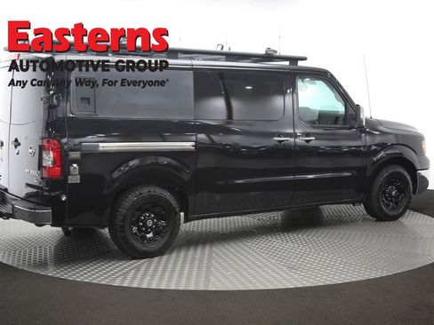 Used 2020 Nissan NV 3500 Passenger RWD image 38