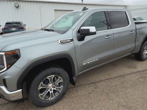 New 2026 GMC Sierra 1500 SLE image 36