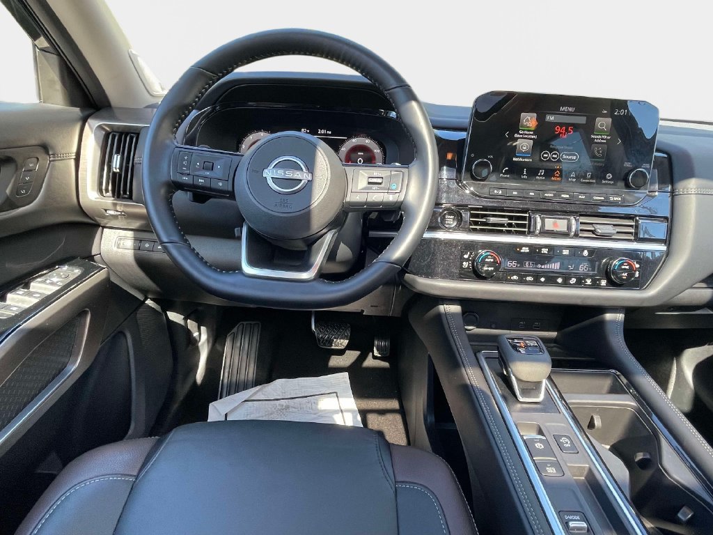 Used 2025 Nissan Pathfinder Platinum w/ Cargo Package FWD image 14