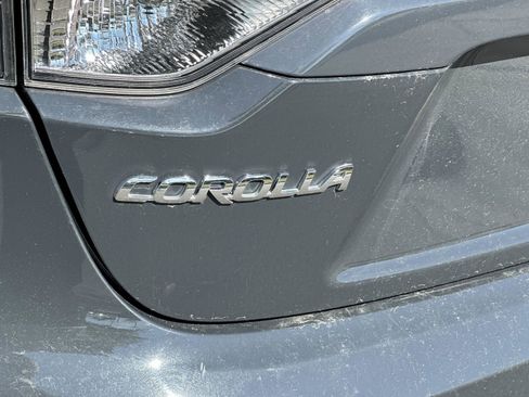 Used 2023 Toyota Corolla LE image 30
