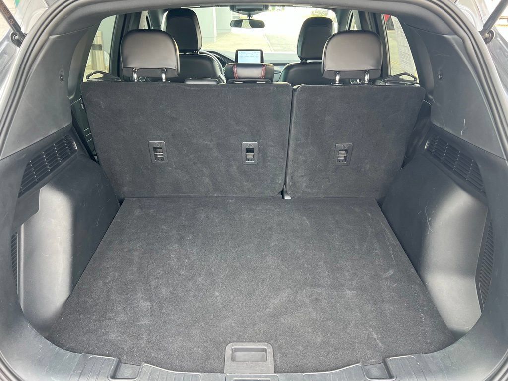 Used 2025 Ford Escape ST-Line FWD image 19