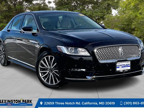 Used 2019 Lincoln Continental Select image 1