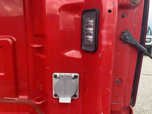 Used 2022 Chevrolet Silverado 1500 Custom image 37