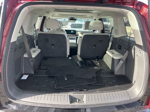 Used 2025 Hyundai Santa Fe Calligraphy image 12