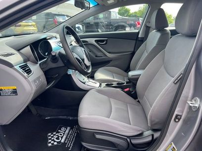 Used 2012 Hyundai Elantra GLS w/ Preferred Pkg 3