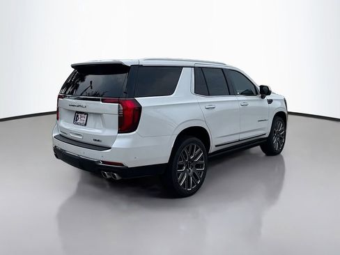 Used 2025 GMC Yukon Denali Ultimate AWD/4WD image 7