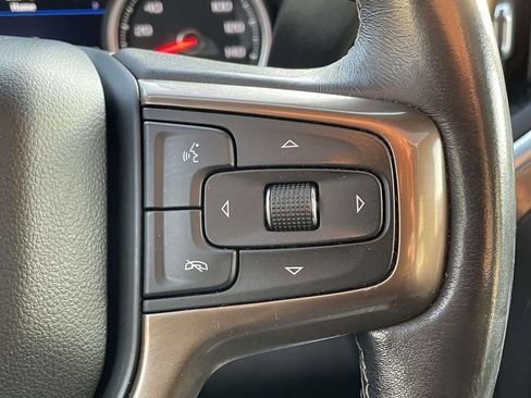 Used 2019 Chevrolet Silverado 1500 High Country w/ Technology Package image 14