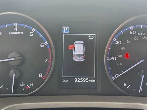 Certified 2018 Toyota RAV4 LE FWD image 12