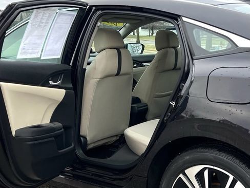 Used 2016 Honda Civic EX-T image 26