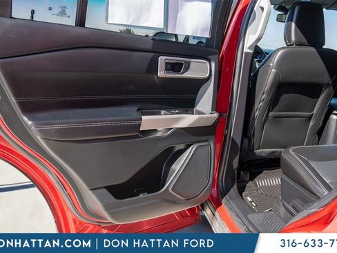 Used 2022 Ford Explorer Limited w/ Equipment Group 301A image 22