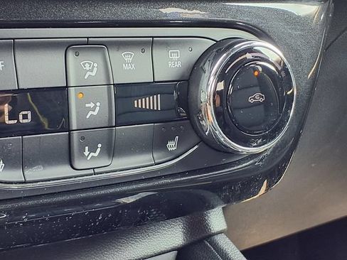 Used 2025 Chevrolet TrailBlazer ACTIV w/ Convenience Package FWD image 5