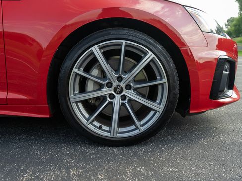 Used 2025 Audi A5 2.0T Premium Plus AWD/4WD image 11