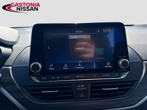 Certified 2025 Nissan Altima 2.5 SV FWD image 17