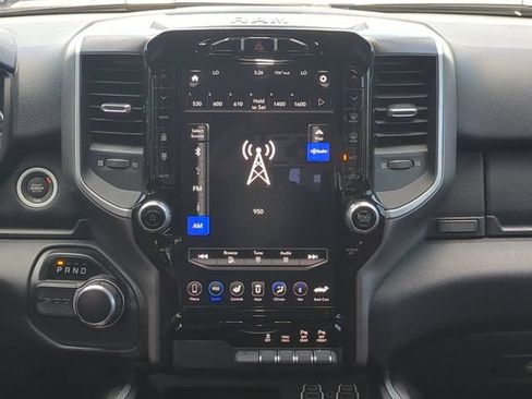 Used 2021 RAM 1500 Big Horn RWD image 20
