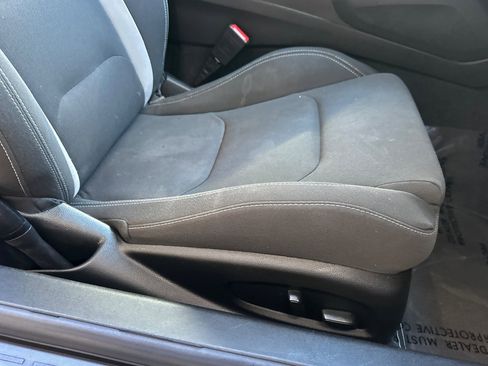 Used 2023 Chevrolet Camaro LT image 21