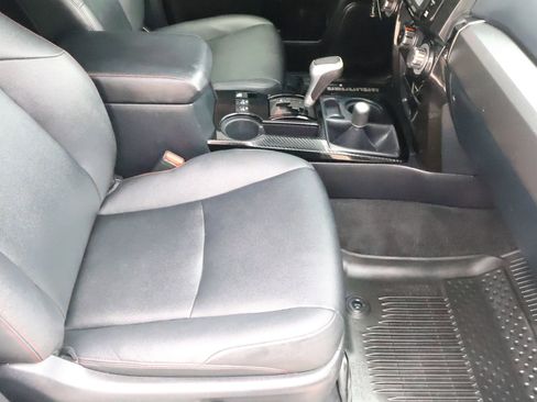 Used 2019 Toyota 4Runner TRD Off-Road Premium AWD/4WD image 52