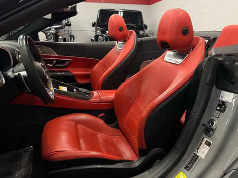 Used 2022 Mercedes-Benz SL 63 AMG 4MATIC image 26