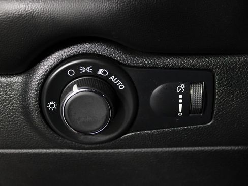 Used 2025 Dodge Durango GT w/ Blacktop Package RWD image 22