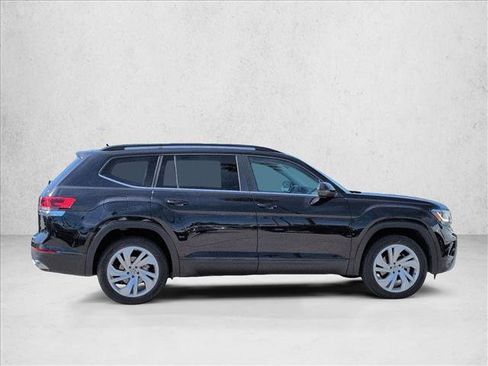 Used 2022 Volkswagen Atlas SE image 4