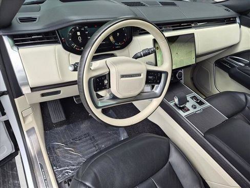 Certified 2023 Land Rover Range Rover Long Wheelbase SE AWD/4WD image 10