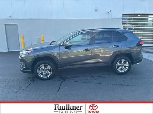 Certified 2025 Toyota RAV4 XLE AWD/4WD image 15