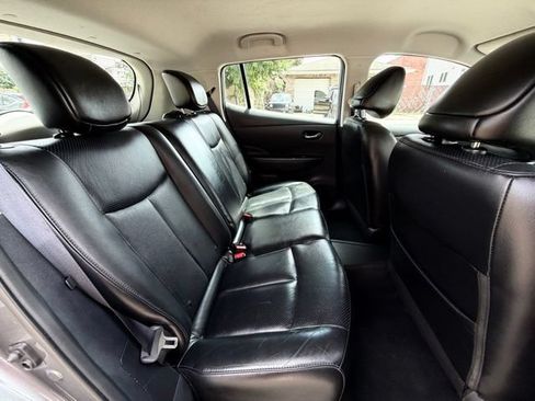 Used 2017 Nissan Leaf SL w/ Premium Package FWD image 20