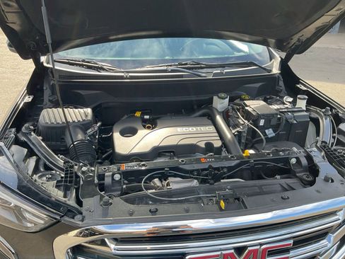 Used 2020 GMC Terrain SLT image 23