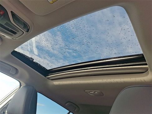 Used 2025 Subaru Outback Limited image 15