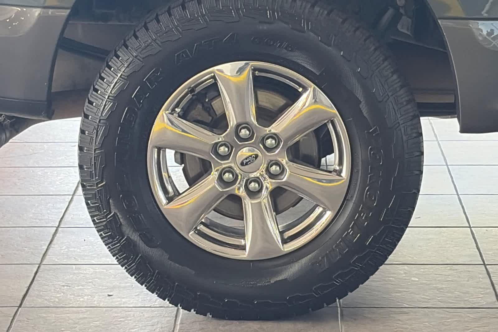 Used 2018 Ford F150 XLT w/ Equipment Group 302A Luxury AWD/4WD image 28