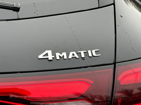 New 2026 Mercedes-Benz GLC 300 4MATIC image 26
