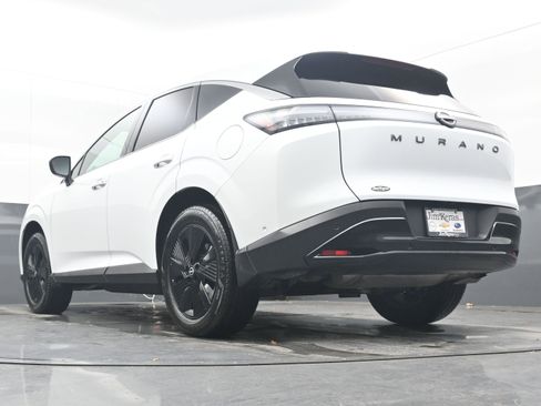 Certified 2025 Nissan Murano SV image 27