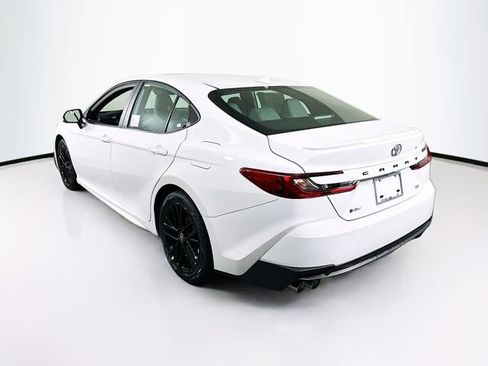 New 2026 Toyota Camry SE image 5