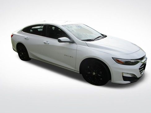 Used 2024 Chevrolet Malibu LT FWD image 8