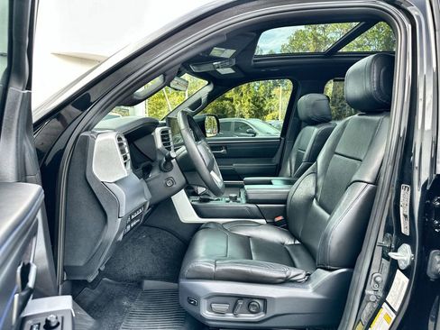 Used 2022 Toyota Tundra Platinum image 18