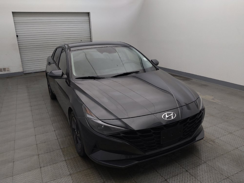 Used 2021 Hyundai Elantra SEL w/ Convenience Package FWD image 14