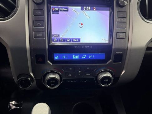 Used 2015 Toyota Tundra Limited w/ Limited Premium Package image 34