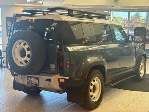 Used 2021 Land Rover Defender 110 S image 5