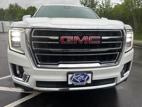 Used 2023 GMC Yukon XL SLT AWD/4WD image 8