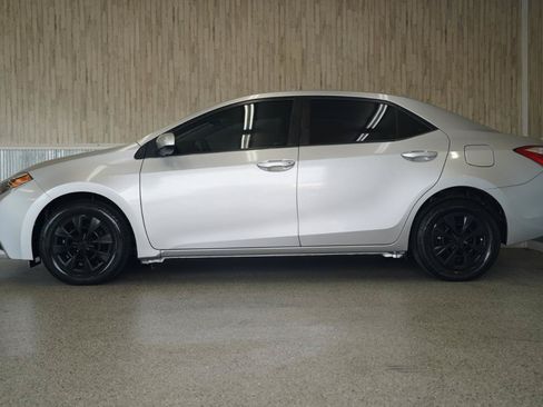 Used 2015 Toyota Corolla L FWD image 5