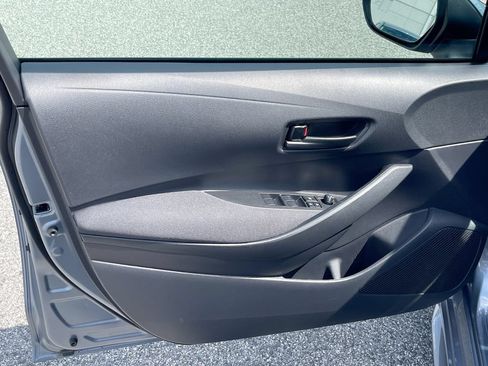 Used 2026 Toyota Corolla LE FWD image 8